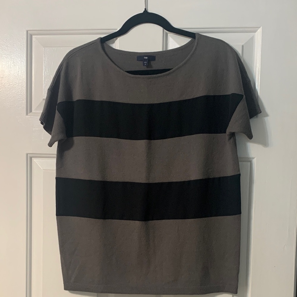 GAP Women's Crew Neck Sweater - Black and Brown